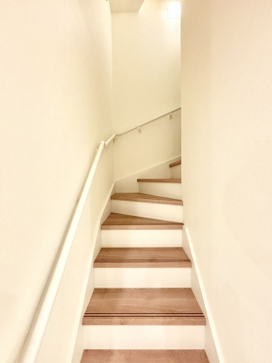 ���̑��@���S�����l�����K�i�ɂ͎肷���ݒu���Ă��܂�