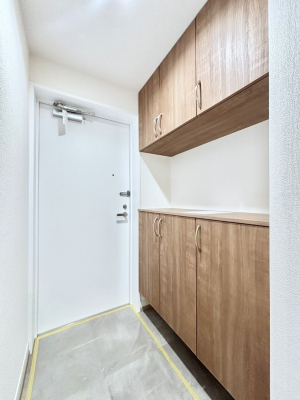 ���ց@���ʔ��͂��Ƒ��̎ʐ^��G�߂̃C���e���A�ŏ���I�Ƃ��ĉ��o�ł��܂��B