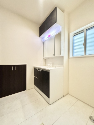 ���̑��@�������̂��郉���h���[�X�y�[�X