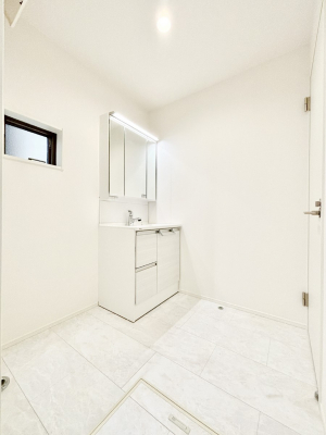 ���̑��@�L�X�Ƃ�Ƃ�̂��郉���h���[�X�y�[�X�@