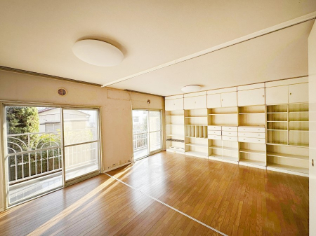 ���[�@�����Ղ�̎��[�X�y�[�X�ł��ł��Z��Ԃ��X�b�L���ۂĂ���