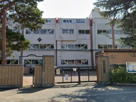 ���ӊ��@���w�Z 1700m �V���s���V�����w�Z