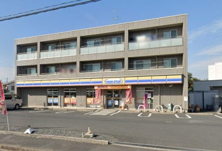 ���ӊ��@�R���r�j 300m �~�j�X�g�b�v �t������}�X