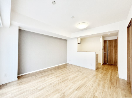 ���r���O�@���Ƒ��̓��₩�Șb�����ŕ�܂�閾�邢���r���O