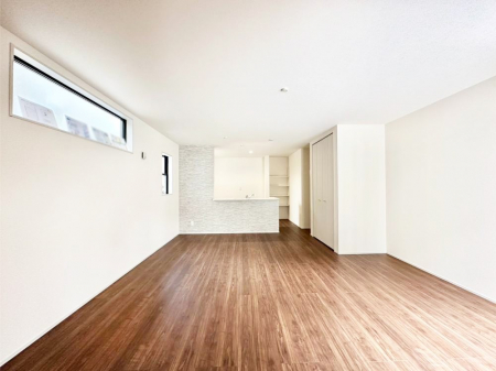 ���r���O�@�Z�ޕ��̌��������o�����A�C���e���A���l����̂��y���݂ȃ��r���O�ł�