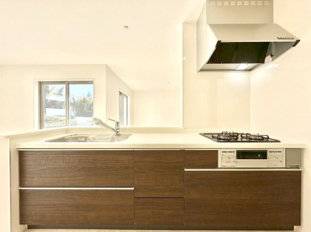 �L�b�`���@�������������I�ɁA�y�����I�V�X�e���L�b�`��  