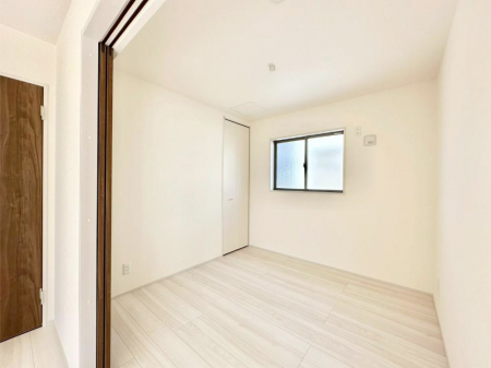 ���̑����ρ@���r���O�ׂ̗ɂ���m���B�����J�����čL�����p���邱�Ƃ��\�ł��B