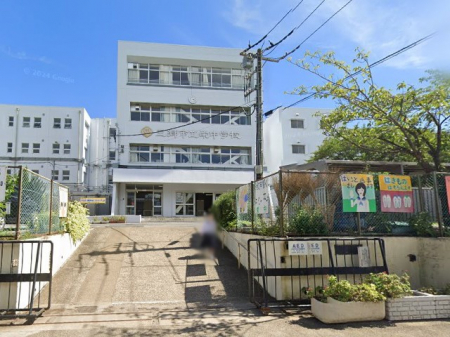 ���ӊ��@���w�Z 1440m �O���s���h���w�Z