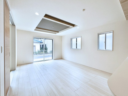 ���r���O�@�������ŊJ�����̂���܂�グ�V����̗p�������r���O