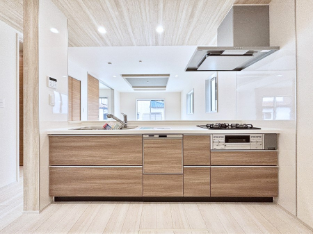 �L�b�`���@�������������I�ɁA�y�����I�V�X�e���L�b�`��  