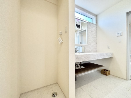 ���ʑ�E���ʏ��@���邢���ʏ��͖����̐g�x�x���y�����ł����Ⴂ�����ł��B