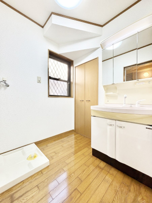 ���ʑ�E���ʏ��@������������ʉ��ώ��Œ��̐g�x�x�����K