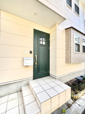 ���̑����ρ@��z���v�������Ă���ߔN�ł�TV���j�^�[�t���Ŗh�Ɩʂ����S�ł��B