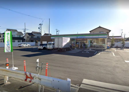 ���ӊ��@�R���r�j 270m �t�@�~���[�}�[�g �V�������񒚖ړX