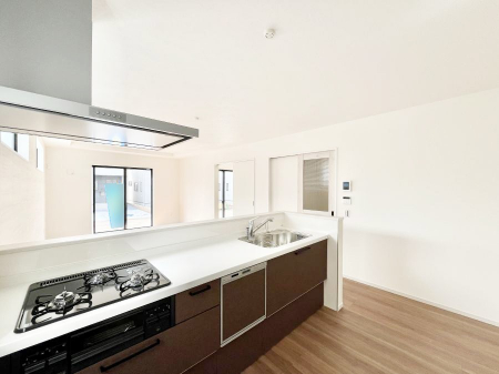 �L�b�`���@�L�X�Ƃ����g������̗ǂ��L�b�`���œ��X�̂��������y�����Ȃ肻��