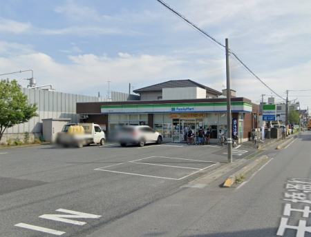 ���ӊ��@�R���r�j 200m �t�@�~���[�}�[�g �O���˃���X