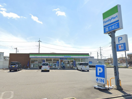 ���ӊ��@�R���r�j 600m �t�@�~���[�}�[�g ��c�~���X