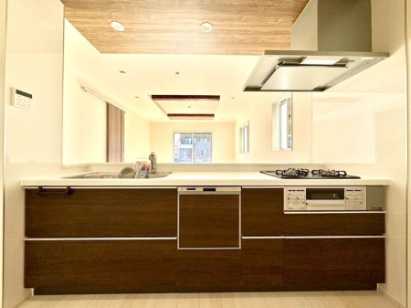 �L�b�`���@�������������I�ɁA�y�����I�V�X�e���L�b�`��  