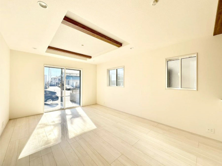 ���̑����ρ@���邢�z���������A�����̕��͋C�ɖ��������_�C�j���O�B   