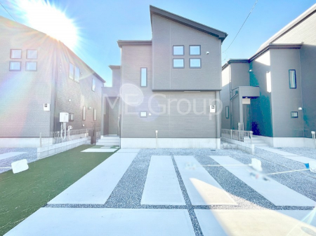 ���n�O�ώʐ^�@�������ꂽ�O�ρA�㎿�ȏZ��Ԃ��L���鎺���͉i�����S���ĉ߂�����Z���ł��B