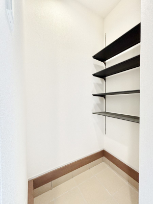 ���[�@�x�r�[�J�[��A�E�g�h�A�p�i���X�b�L�����[�ł���y�Ԏ��[�t���ł��B�@