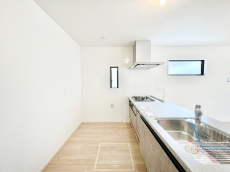 �L�b�`���@��Ƃ肠��L�b�`���ł͂��Ƒ��Ɗy�������������ł��܂��B