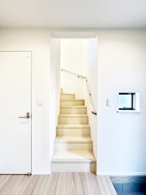 ���̑��@�K�i�͎肷��t���Ȃ̂ŏ����Ȃ��q���܂₲����̕������S�ł�