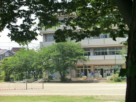 ���ӊ��@���w�Z 1440m �쒆�w�Z