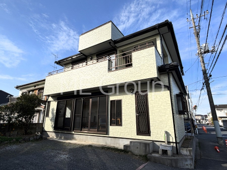 ���n�O�ώʐ^�@�������ꂽ�O�ρA�㎿�ȏZ��Ԃ��L���鎺���͉i�����S���ĉ߂�����Z���ł��B 