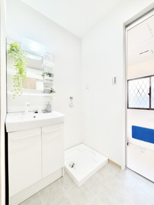 ���ʑ�E���ʏ��@����������z���C�g�J���[����Ƃ������ʎ�