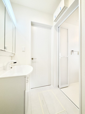 ���̑��@�������̂�����K��Ԃł��B�����̐g�x�x���C�����ǂ����g�������܂��B 