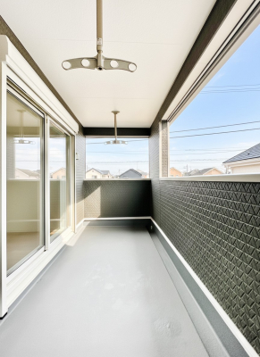 �o���R�j�[�@�}�ȉJ�����S�I���s�����Ղ�ȃC���i�[�t�����[�t�o���R�j�[�I