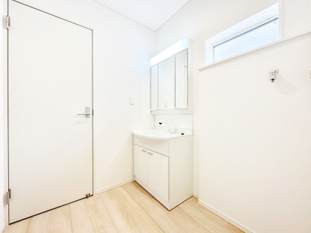 ���̑��@�_�炩�Ȓ��̌����������鑋�����������h���[�X�y�[�X