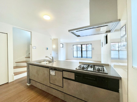 �L�b�`���@��Ƃ肠��L�b�`���ł͂��Ƒ��Ɗy�������������ł��܂��B