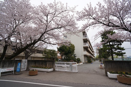 ���ӊ��@���w�Z 640m ����s���������w�Z