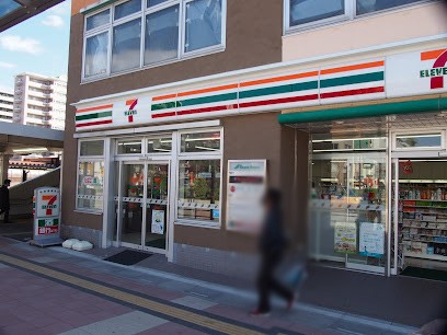 ���ӊ��@�R���r�j 800m �Z�u��-�C���u�� ����{�w�����X