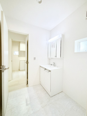 ���̑��@�������̂��郉���h���[�X�y�[�X