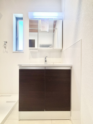 ���ʑ�E���ʏ��@�傫�����₷���O�ʋ��Ő�����������ʑ�́A�g�����Ȃ݃`�F�b�N�┧�̂������ɂ������߂ł��B 