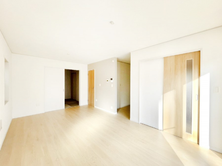 ���r���O�@�i�`�������e�C�X�g�̗D�����_�炩���F�g���̃t���[�����O���f�G�ȃ��r���O�ł��ˁB