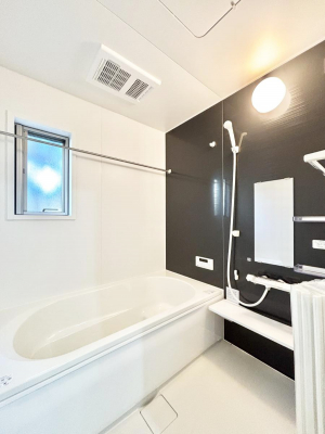 �����@����̔�������Ă���閾�邢�������̂���o�X���[��