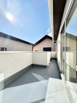 �o���R�j�[�@������̃o���R�j�[�I���Ƒ��̐��󕨂͂������A���z�c�������Ղ花���܂��I