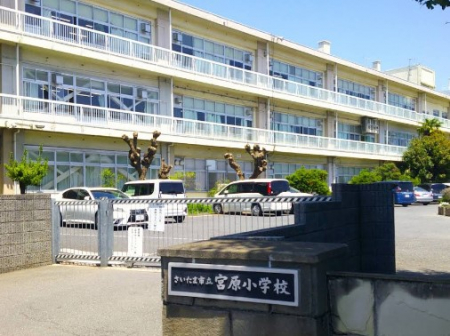 ���ӊ��@���w�Z 880m �������܎s���{�����w�Z