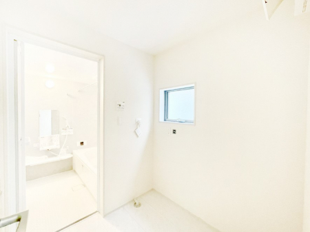 ���̑��@�_�炩�Ȓ��̌����������鑋�����������h���[�X�y�[�X