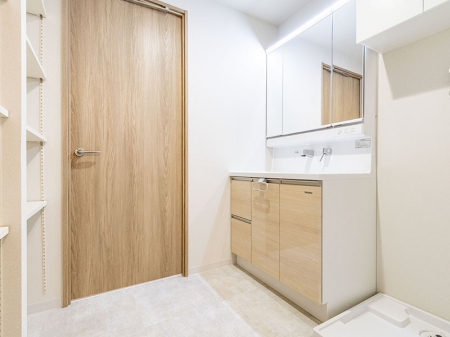 ���ʑ�E���ʏ��@������������ʉ��ώ��Œ��̐g�x�x�����K  