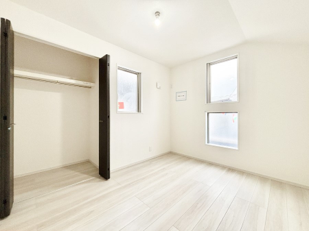 �q�������@�q�������ɂ��������߂Ȏ��[�X�y�[�X�����Ղ�̋���