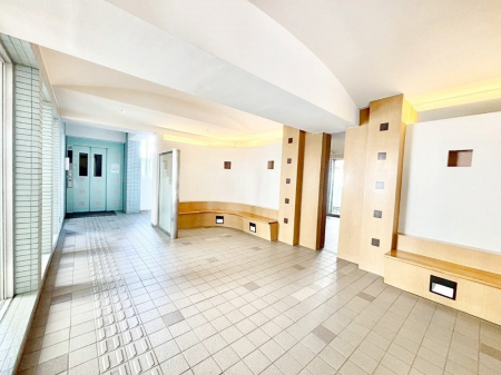 ���̑��@�L�X�Ƃ����G���g�����X���r�[�B���F�B�₨�q�l�Ƃ̑҂����킹�ɕ֗��ł��I