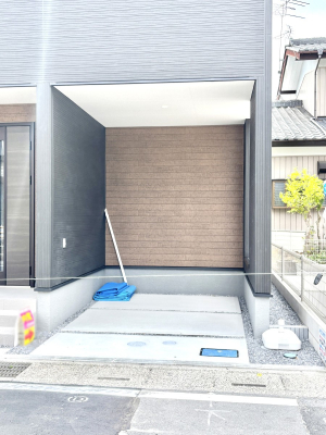 �@�����Ɍ������Ȃ����ԃX�y�[�X�B