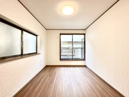 ���̑����ρ@���邢�o���R�j�[�T�C�h�ɗm����ݒu�B�ڊo�߂̗ǂ��Q���ɁB 