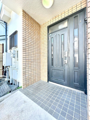 ���ց@��؂ȉƑ��A���q���o�}���錺�ցB