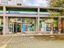 ���ӊ��@�V���b�s���O�Z���^�[ 40m �t�@�~���[�}�[�g �����w�����X